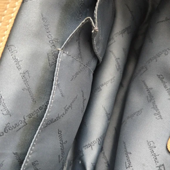 Salvatore Ferragamo Leather Shoulder Bag – Neutral | COA | Very Good Condition - Picture 12 of 16